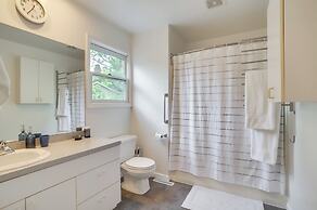 Modern & Spacious Home - 6 Mi to Dtwn South Bend