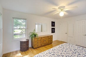 Modern & Spacious Home - 6 Mi to Dtwn South Bend