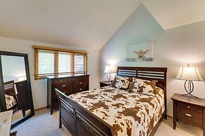 Updated Retreat w/ Golf Course & Wildlife Views!