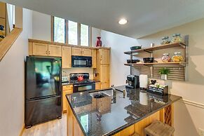 Updated Retreat w/ Golf Course & Wildlife Views!