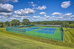 Updated Retreat w/ Golf Course & Wildlife Views!