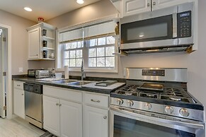 Walk to Lake Wallenpaupack: Poconos Vacation Home