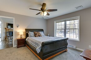 Walk to Lake Wallenpaupack: Poconos Vacation Home