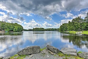 Walk to Lake Wallenpaupack: Poconos Vacation Home