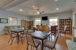 Screened Porch & Grill: Lake Ariel Vacation Rental