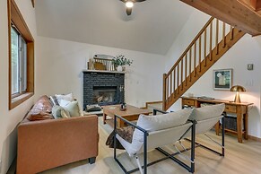 Screened Porch & Grill: Lake Ariel Vacation Rental