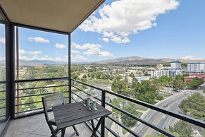 Downtown Reno Penthouse w/ Panoramic Views