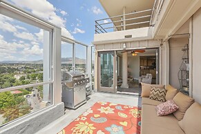 Downtown Reno Penthouse w/ Panoramic Views
