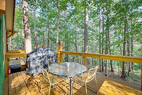 Pet-friendly Eureka Springs Rental w/ Private Deck