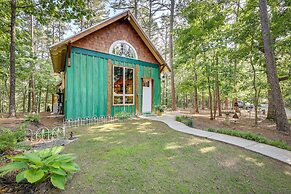 Pet-friendly Eureka Springs Rental w/ Private Deck