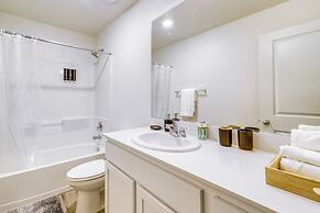 Modern Reno Vacation Home: Easy Access to Nature