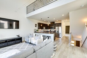 < 2 Mi to Dtwn: Reno Gem w/ Rooftop Patio!