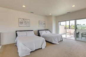 < 2 Mi to Dtwn: Reno Gem w/ Rooftop Patio!