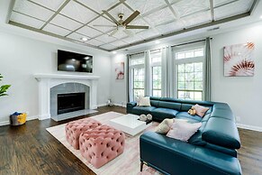 10 Acres w/ Pool & Pond: Luxury Melissa Villa!