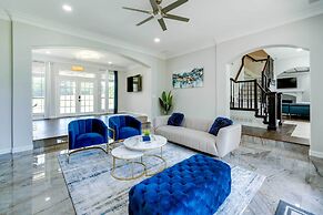 10 Acres w/ Pool & Pond: Luxury Melissa Villa!