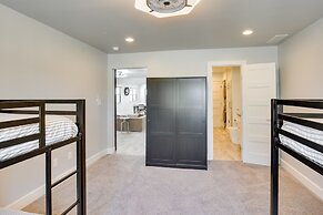 Patios + Lake View: Mckinney Ranch Home!