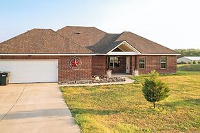 ~ 10 Mi to Dtwn Mckinney: Home w/ Patio & Yard