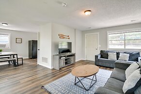 Kimberling City Escape w/ Dock Access & Boat Slips