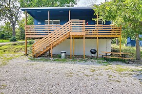 Tranquil Kimberling City Getaway w/ Community Pool