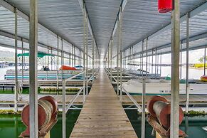 Kimberling City Cabin w/ Schooner Creek Access!