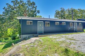 Kimberling City Cabin w/ Schooner Creek Access!