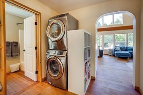 Gold Beach Vacation Rental: Close to Beaches!