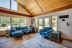 Gold Beach Vacation Rental: Close to Beaches!