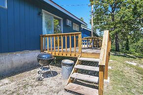 Lakefront Escape w/ Boat Slip on Table Rock Lake!
