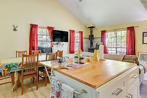 Pools & Ski Access: Lackawaxen Cottage w/ Deck!