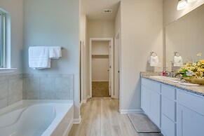 Baton Rouge Vacation Rental: 5 Mi to Lsu!