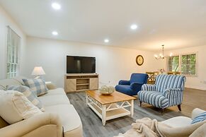 Charming Cary Home ~ 10 Mi to Downtown Raleigh!