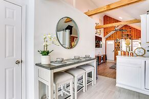 All-season Vernon Township Lake House Retreat!