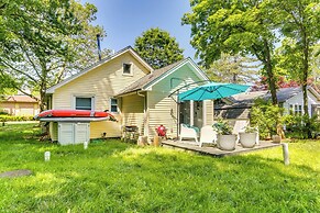 All-season Vernon Township Lake House Retreat!