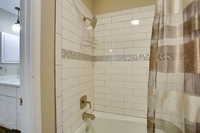 Spacious Baton Rouge Home Rental: 12 Mi to Lsu!