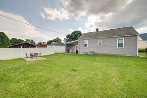 Deck & Patio: Inviting Abode in Natrona Heights!