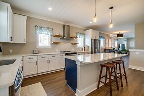 Carolina Beach Vacation Rental w/ Rooftop Terrace