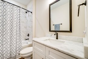 Carolina Beach Vacation Rental w/ Rooftop Terrace