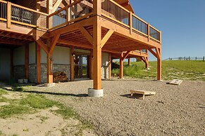 23 Mi to Targhee Skiing: Felt Cabin w/ Hot Tub!