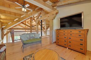 23 Mi to Targhee Skiing: Felt Cabin w/ Hot Tub!