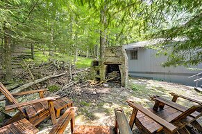 Beech Mountain Home w/ Fire Pit < 1 Mi to Skiing!