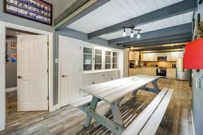 Beech Mountain Home w/ Fire Pit < 1 Mi to Skiing!