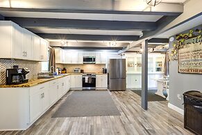 Beech Mountain Home w/ Fire Pit < 1 Mi to Skiing!