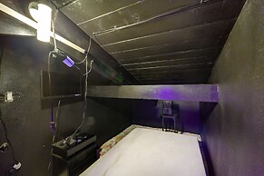 Beech Mountain Home w/ Fire Pit < 1 Mi to Skiing!