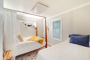 Decks & Views: Scenic Cabin in Beech Mountain!