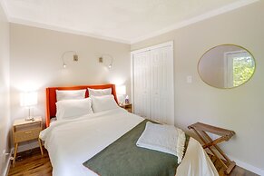 Decks & Views: Scenic Cabin in Beech Mountain!