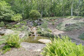 7 Mi to Beech Mountain Skiing: Home w/ Fire Pit