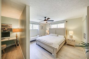 Chic Idaho Retreat w/ Hot Tub, Grill & Pool Table!