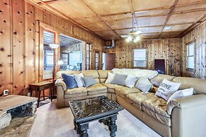 Spacious Coarsegold Getaway ~ 34 Mi to Yosemite!