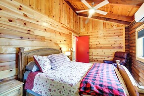 Deck + Grill: Quiet Cabin Getaway in Pinedale