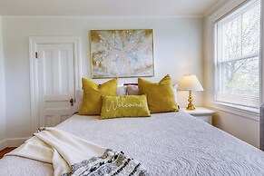 Beautiful Providence Apt Near Dtwn & Federal Hill!